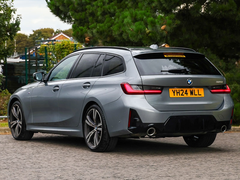 Used BMW 3 Series 2024 for sale - 76052597: Photo 3