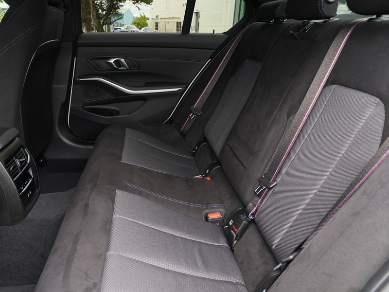 Used BMW 3 Series 2025 for sale - 77055257: Photo 12