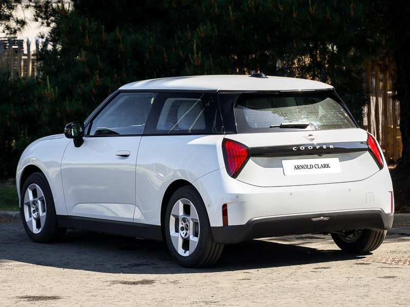 Used MINI Cooper 2024 for sale - 76383947: Photo 3