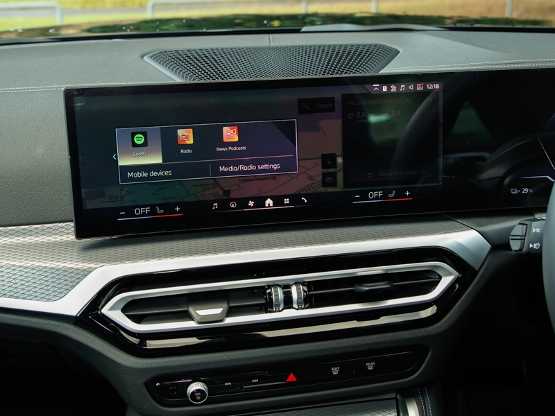 Used BMW i4 2024 for sale - 76221473: Photo 8