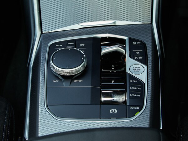 Used BMW 3 Series 2024 for sale - 76238023: Photo 10