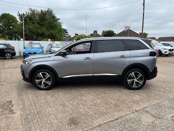 Used Peugeot 5008 2020 for sale - 79201378: Photo