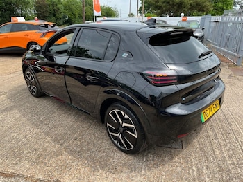 Used Peugeot E-208 2024 for sale - 78890754: Photo
