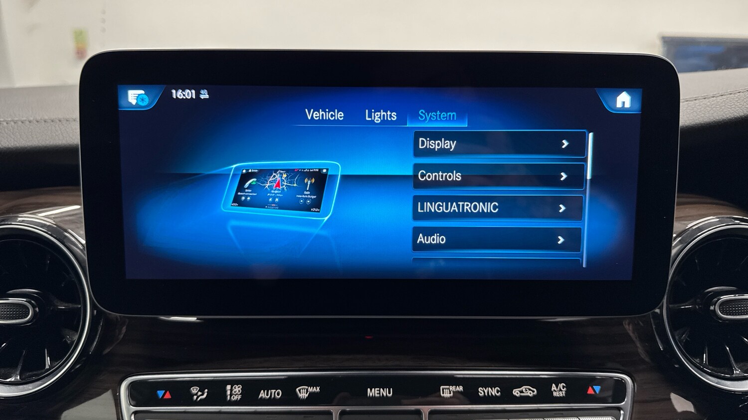 Used Mercedes-Benz V-Class 2020 for sale - 76559864: Photo 40