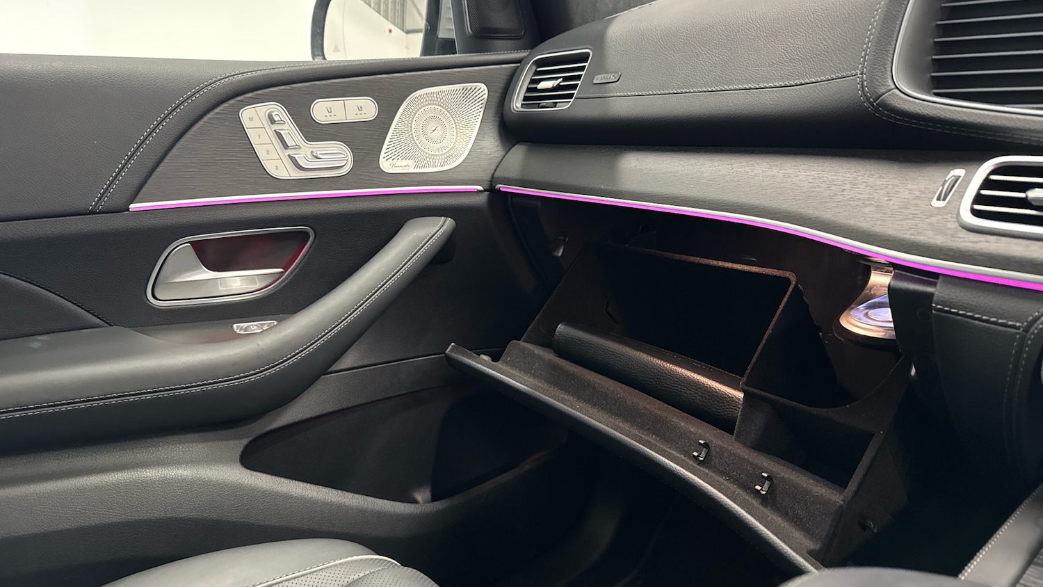 Used Mercedes-Benz GLS 2024 for sale - 76737915: Photo 38