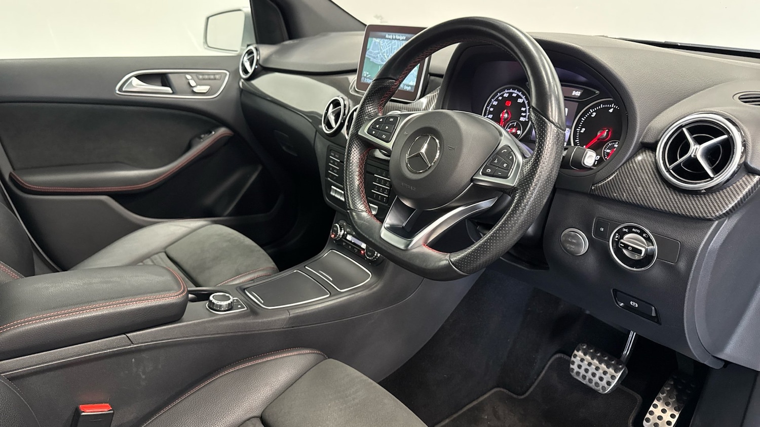 Used Mercedes-Benz B Class 2016 for sale - 77151072: Photo 11