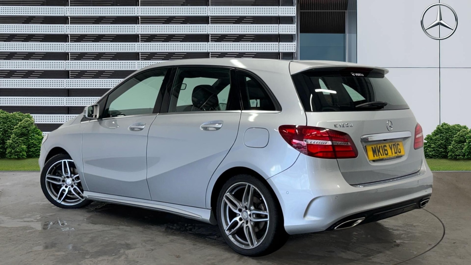 Used Mercedes-Benz B Class 2016 for sale - 77151072: Photo 2