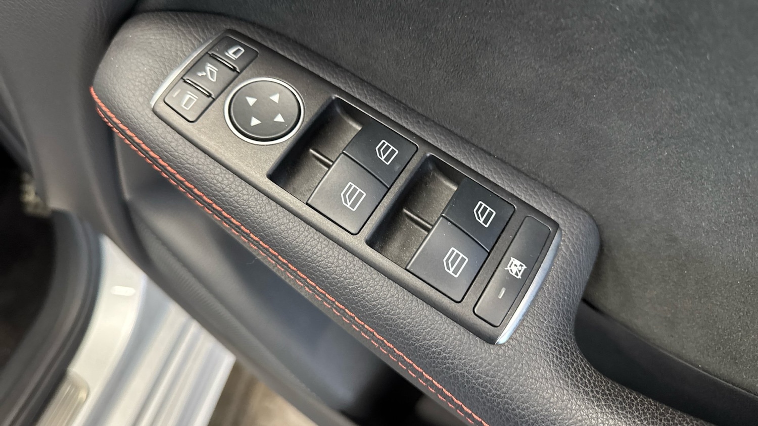 Used Mercedes-Benz B Class 2016 for sale - 77151072: Photo 25