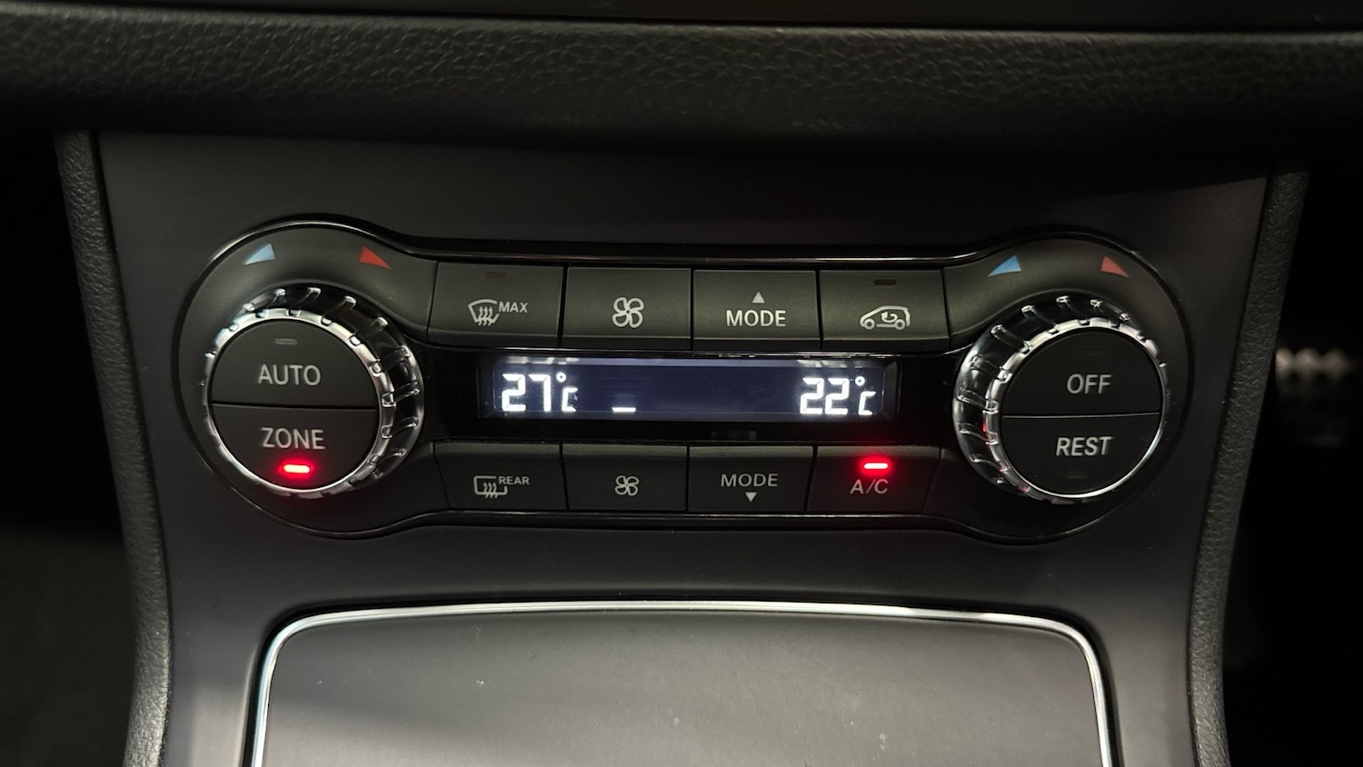 Used Mercedes-Benz B Class 2016 for sale - 77151072: Photo 34