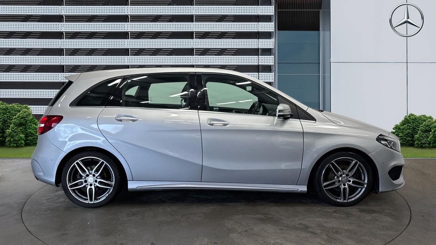 Used Mercedes-Benz B Class 2016 for sale - 77151072: Photo 5