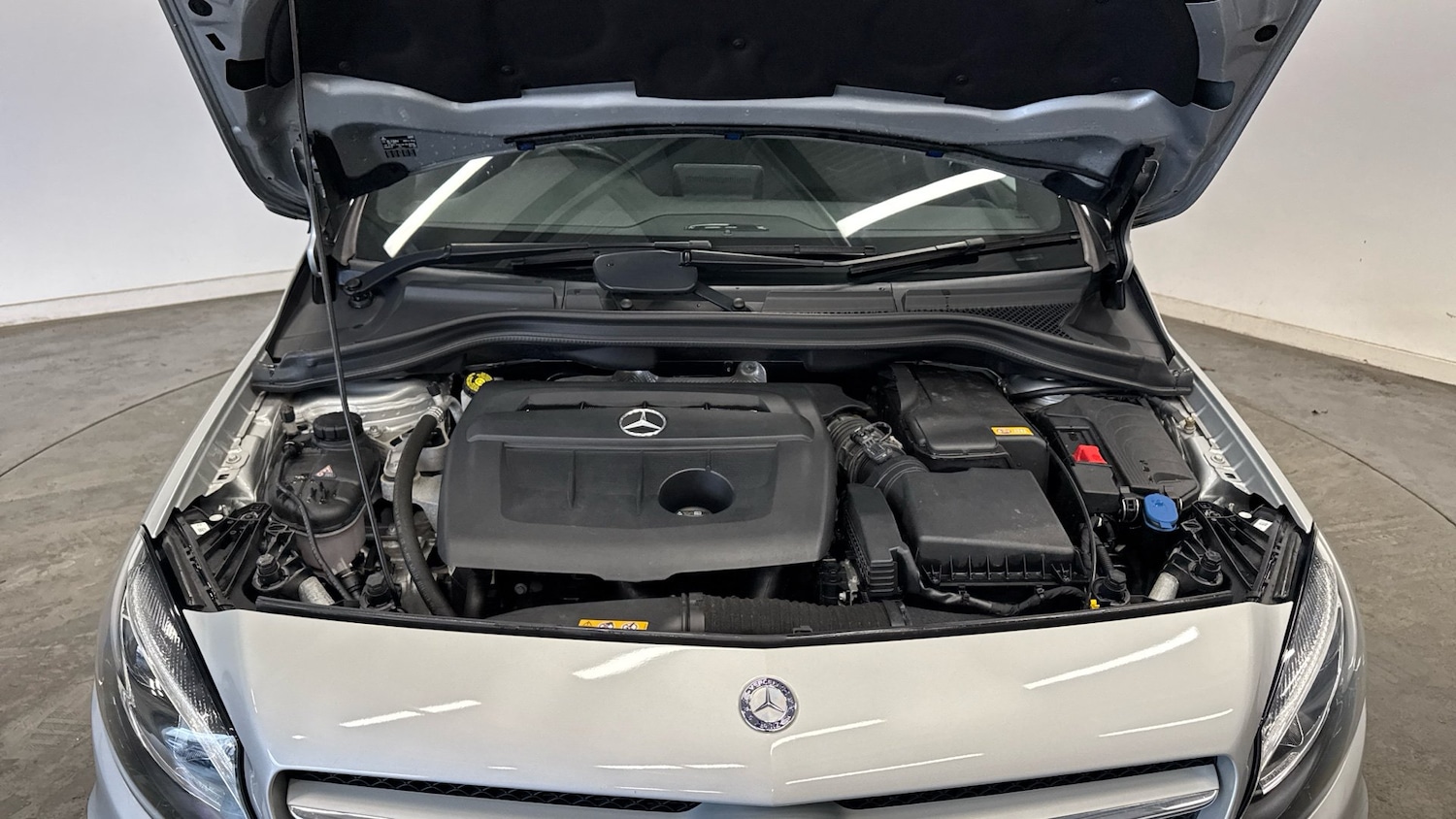 Used Mercedes-Benz B Class 2016 for sale - 77151072: Photo 8