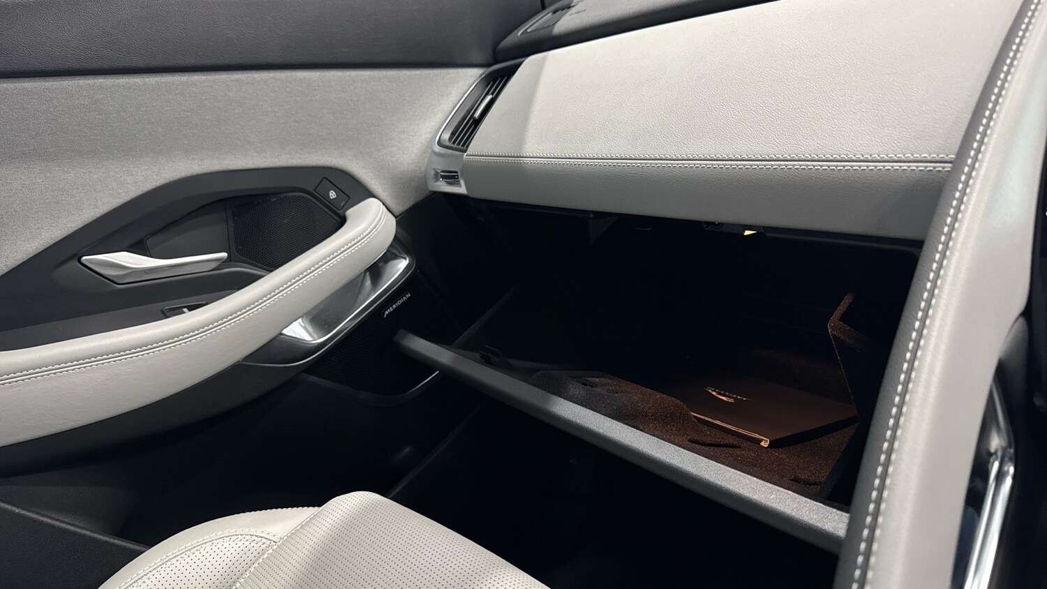 Used Jaguar E-Pace 2024 for sale - 77997437: Photo 36