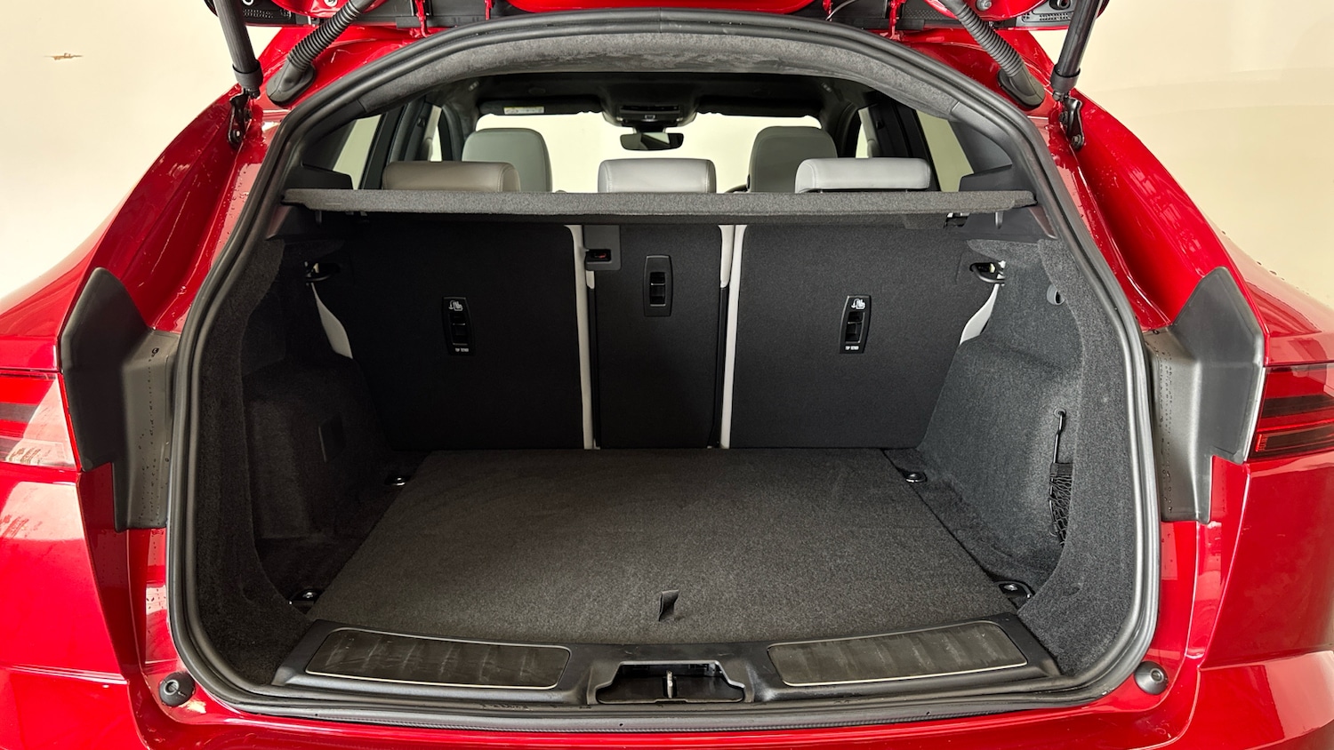 Used Jaguar E-Pace 2024 for sale - 77997437: Photo 4