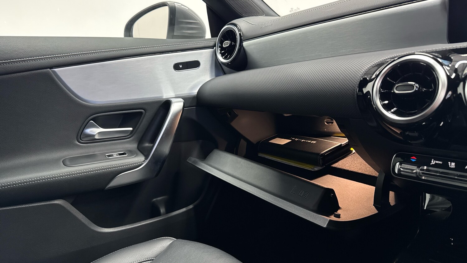 Used Mercedes-Benz CLA 2021 for sale - 77930506: Photo 35