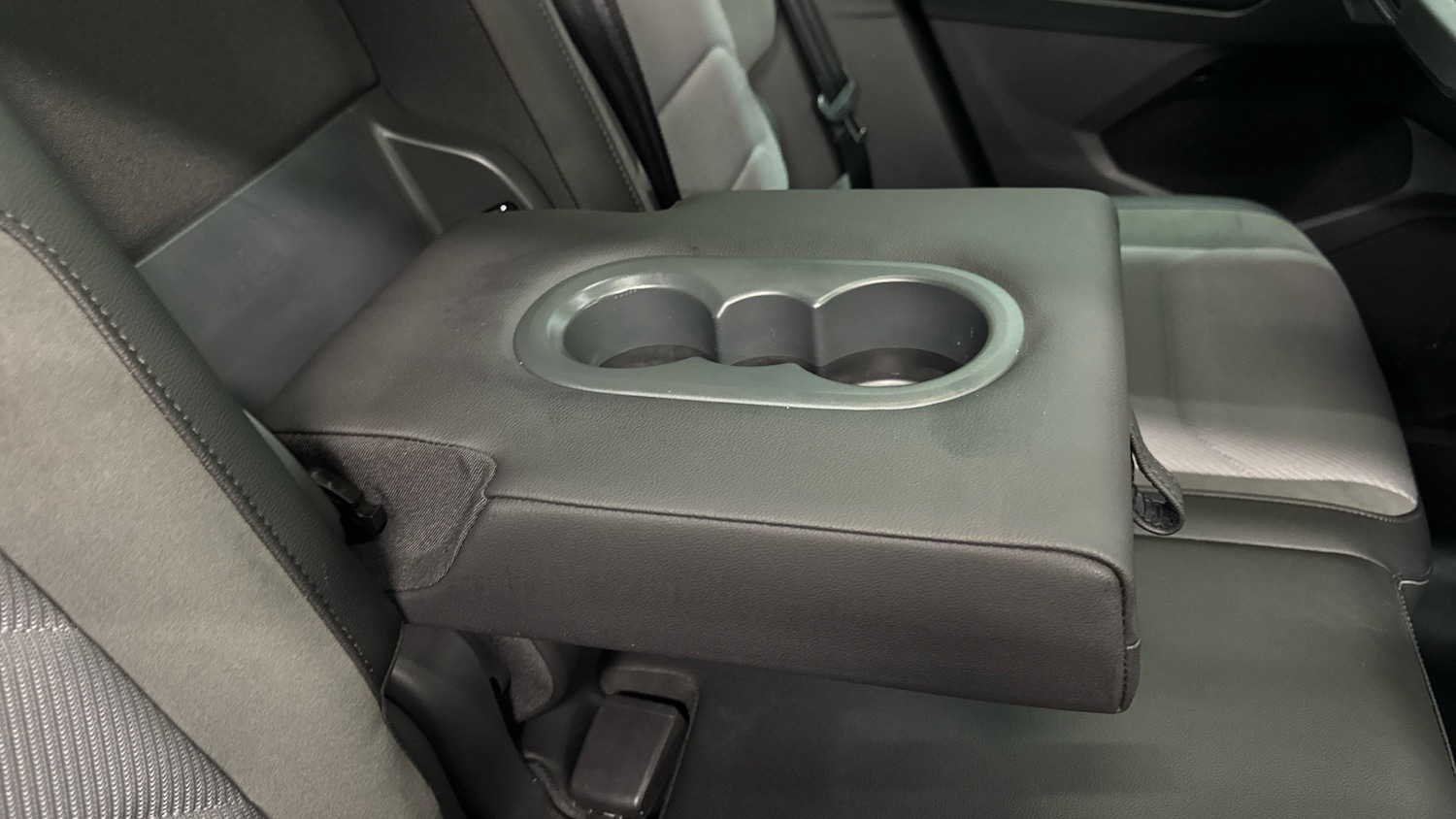 Used Volkswagen Tiguan 2017 for sale - 77272152: Photo 23