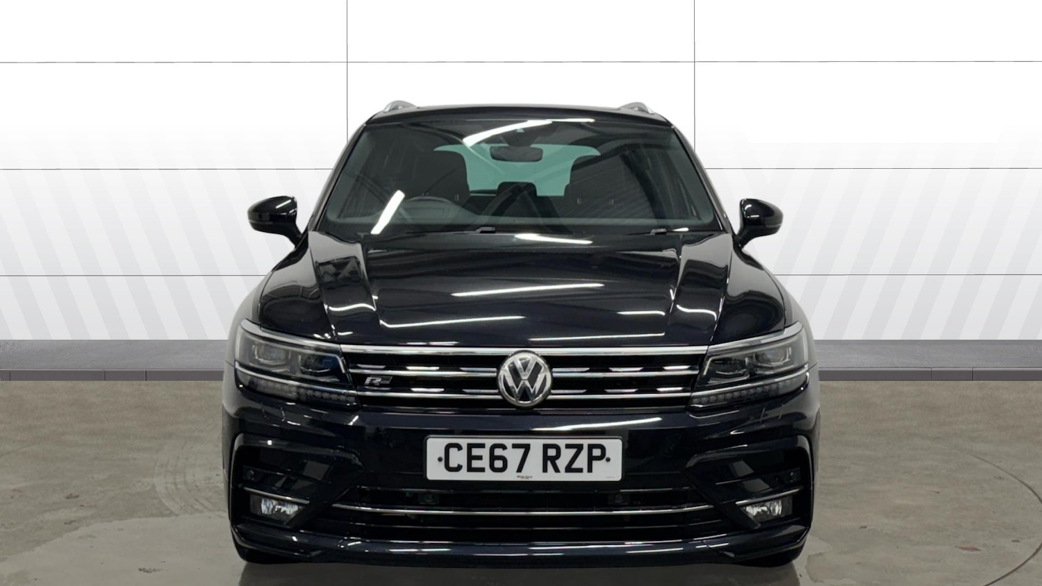 Used Volkswagen Tiguan 2017 for sale - 77272152: Photo 3