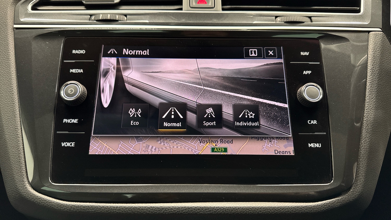 Used Volkswagen Tiguan 2017 for sale - 77272152: Photo 42