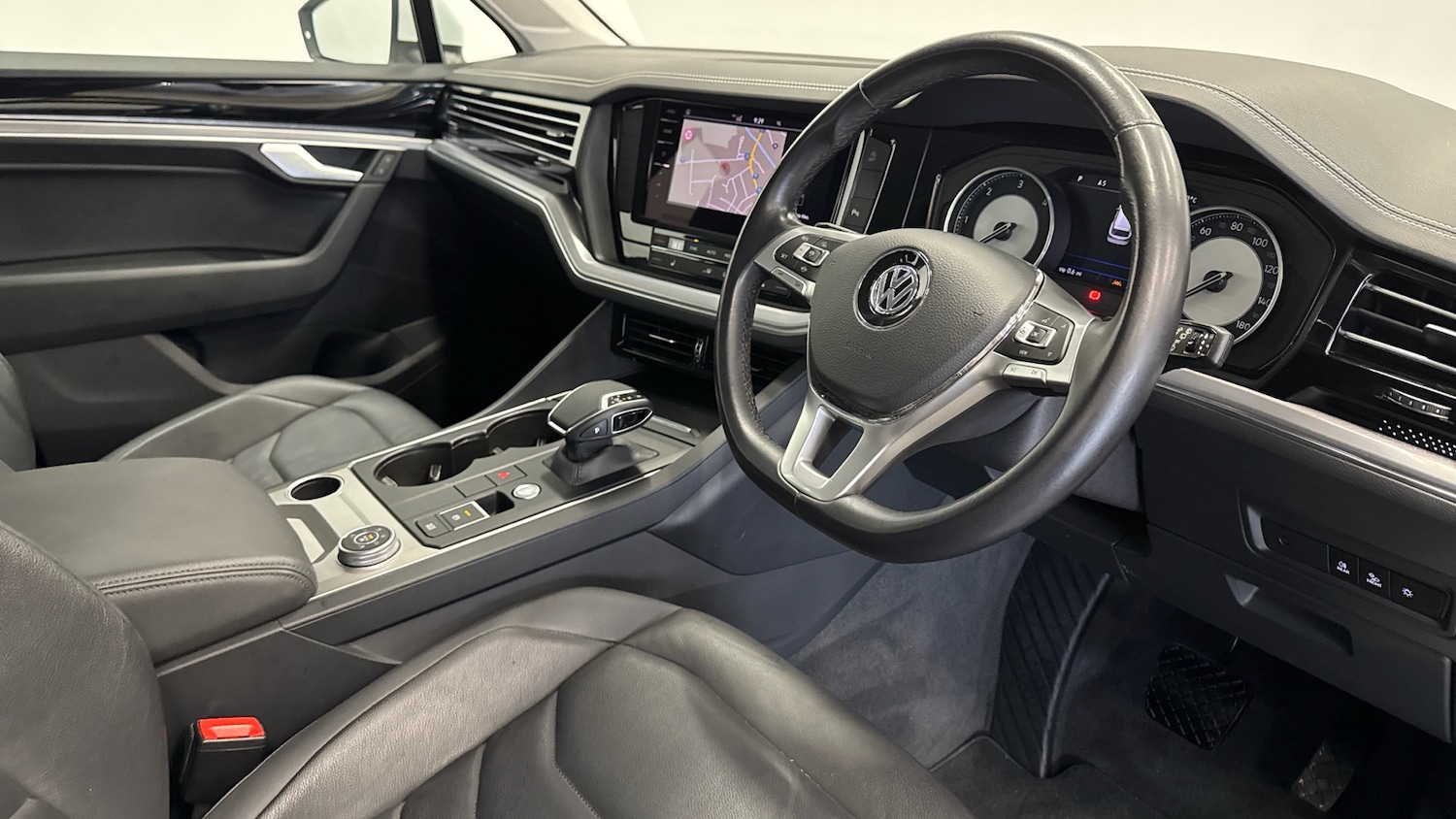 Used Volkswagen Touareg 2020 for sale - 76707660: Photo 11