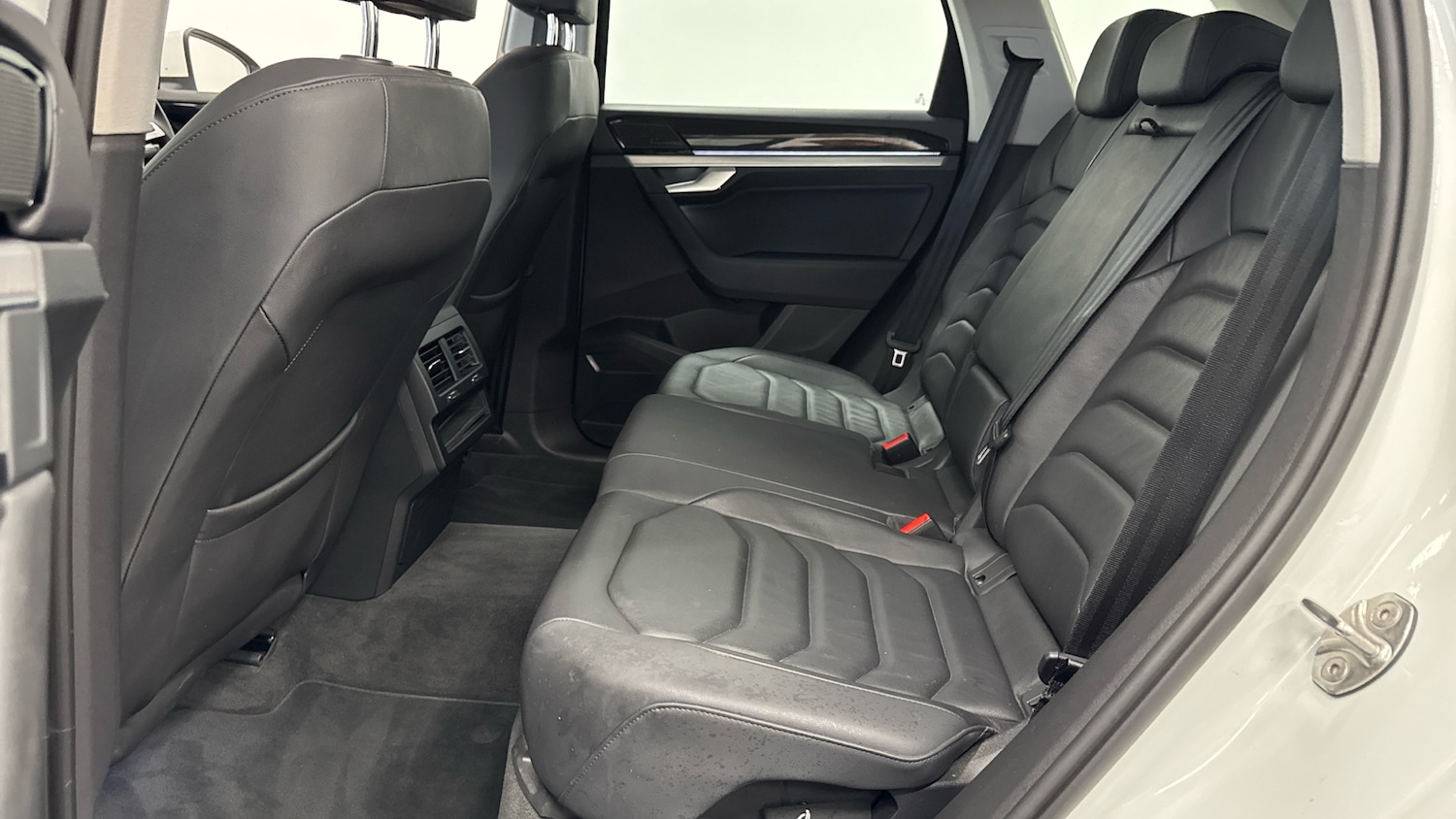 Used Volkswagen Touareg 2020 for sale - 76707660: Photo 16