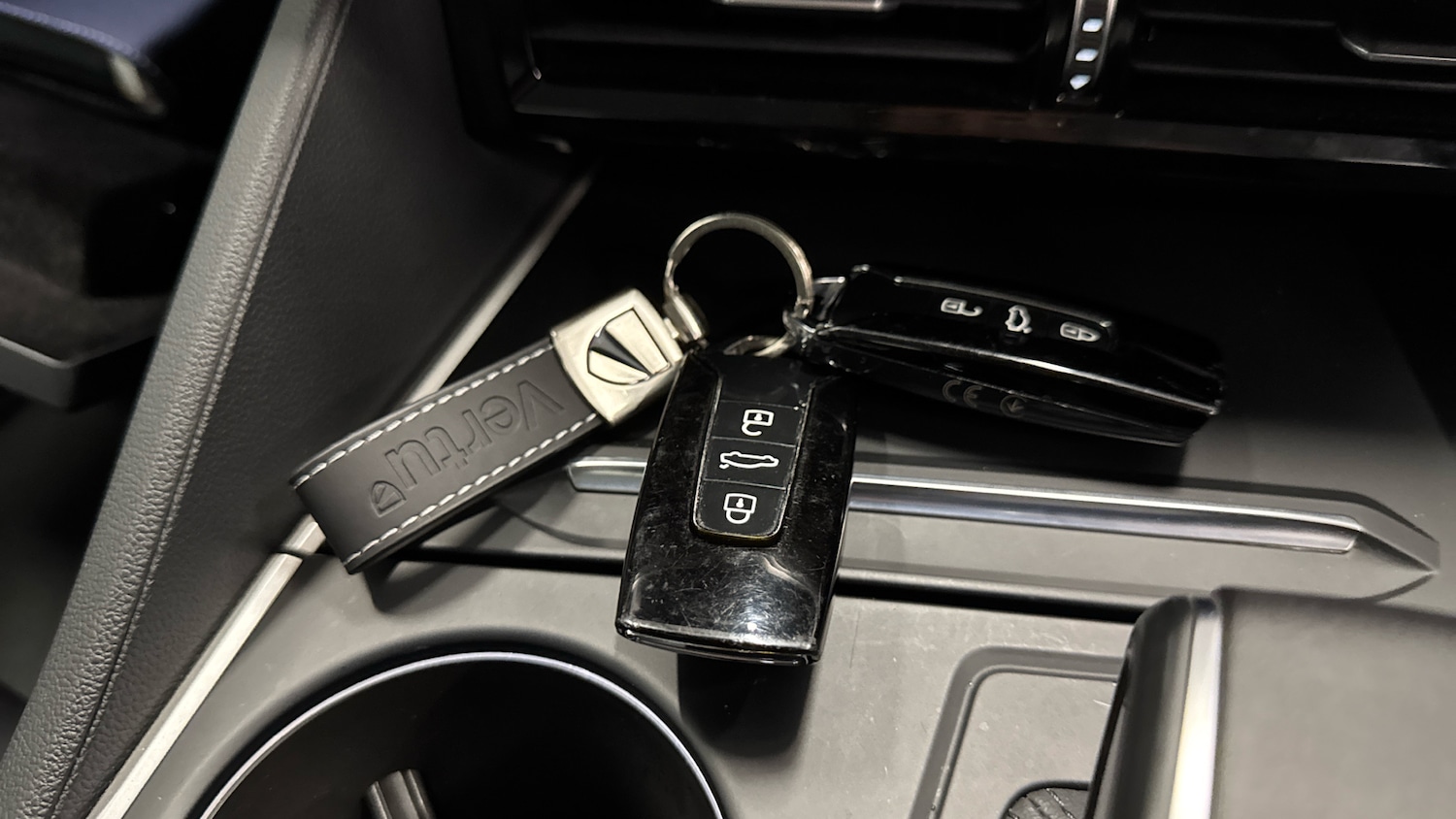 Used Volkswagen Touareg 2020 for sale - 76707660: Photo 20