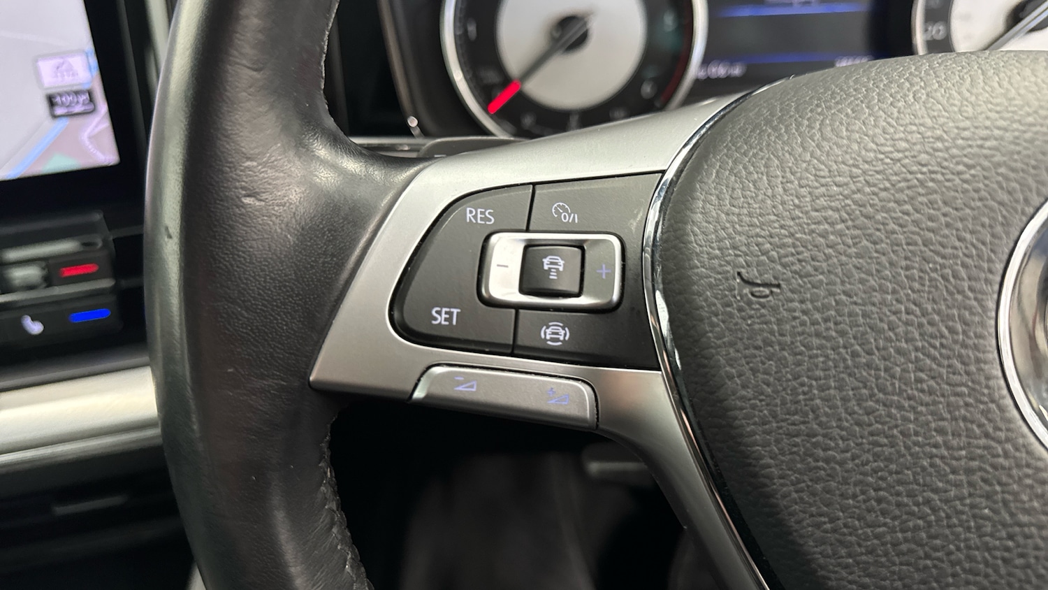 Used Volkswagen Touareg 2020 for sale - 76707660: Photo 28