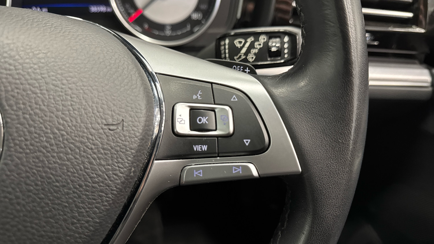 Used Volkswagen Touareg 2020 for sale - 76707660: Photo 29