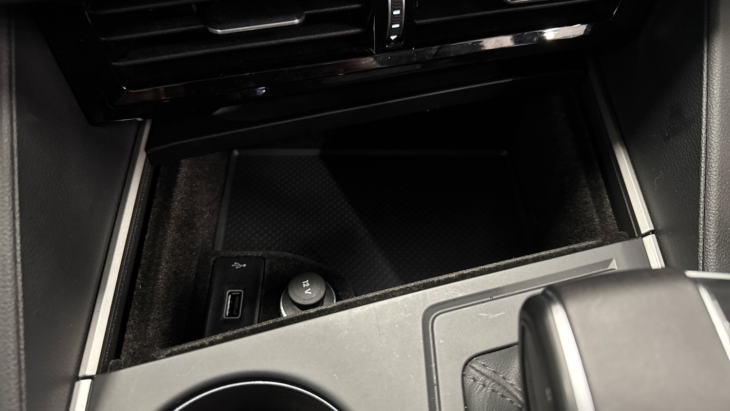 Used Volkswagen Touareg 2020 for sale - 76707660: Photo 33