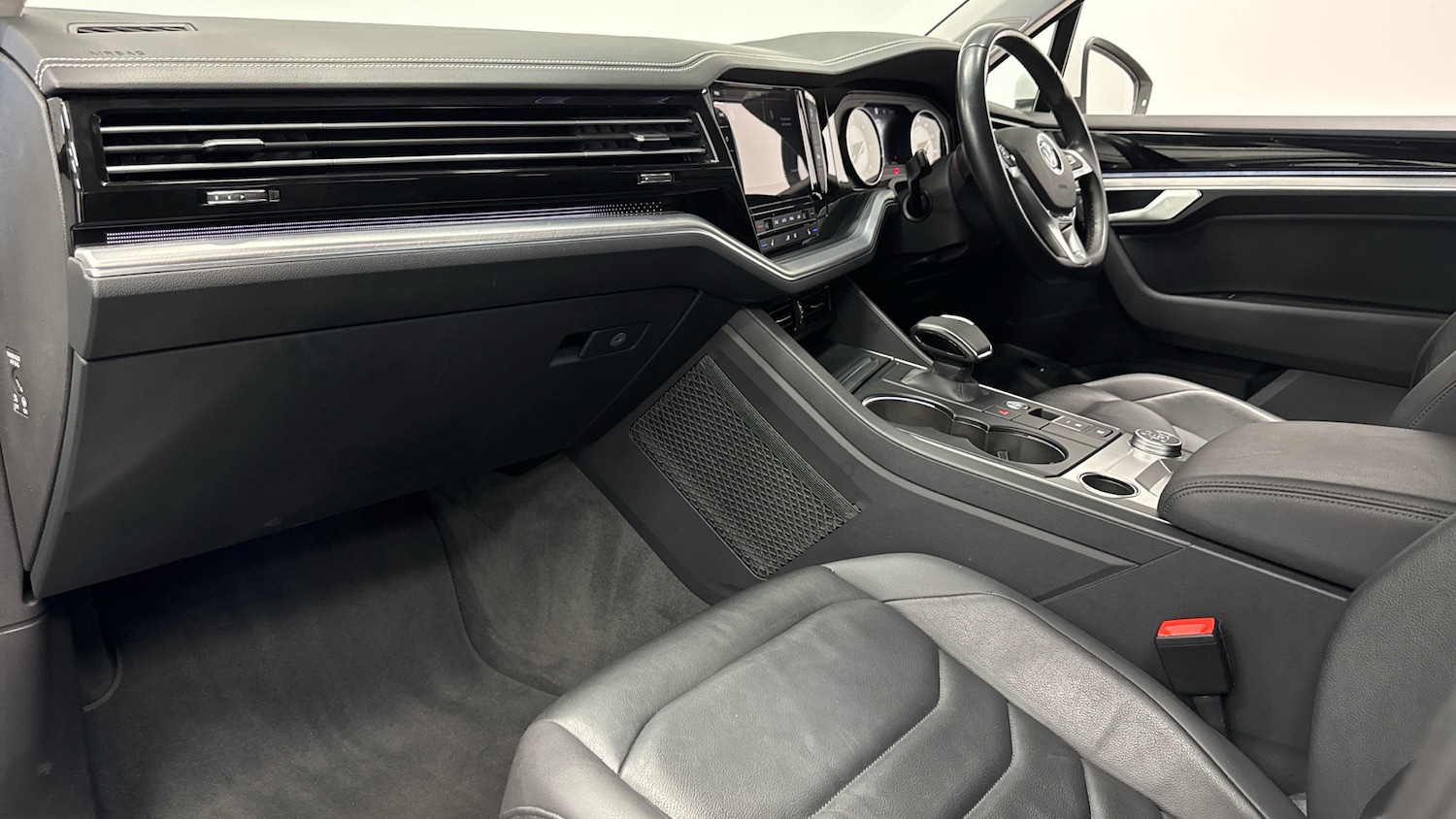 Used Volkswagen Touareg 2020 for sale - 76707660: Photo 9