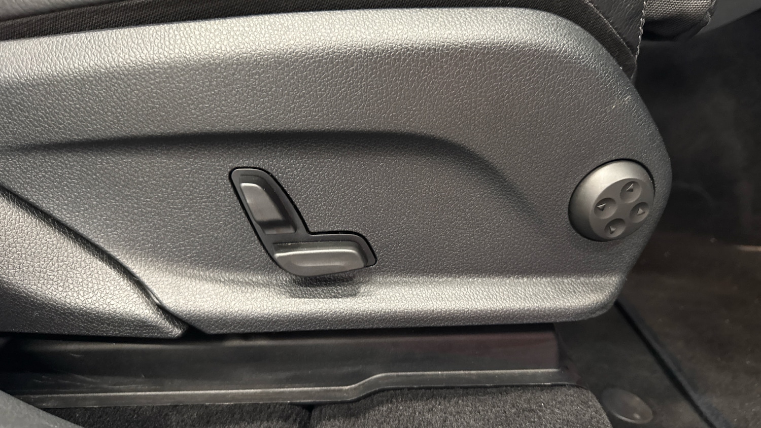 Used Mercedes-Benz GLC 2022 for sale - 76795014: Photo 27