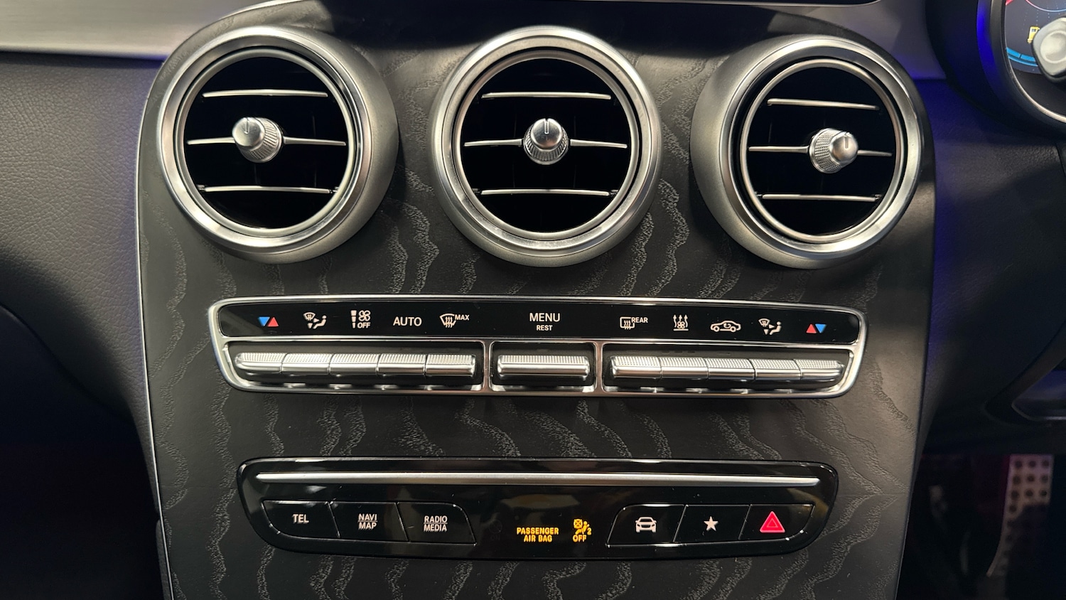 Used Mercedes-Benz GLC 2022 for sale - 76795014: Photo 33