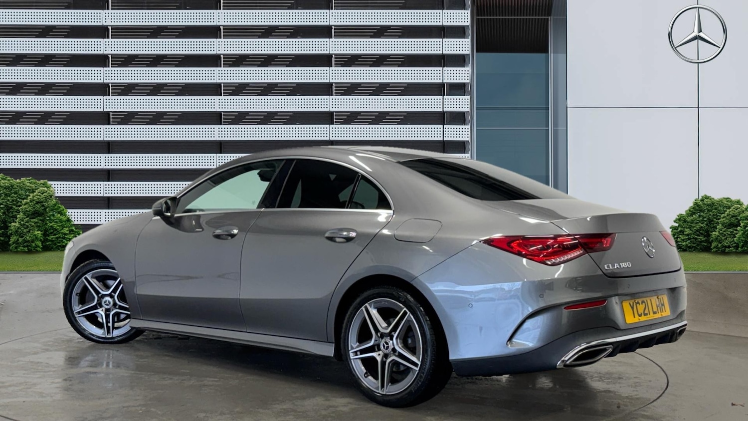 Used Mercedes-Benz CLA 2021 for sale - 76971829: Photo 2