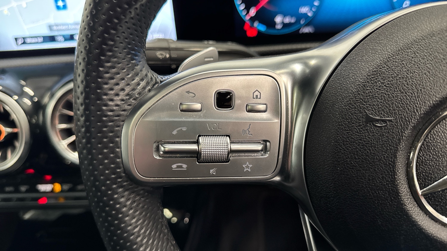 Used Mercedes-Benz CLA 2021 for sale - 76971829: Photo 30