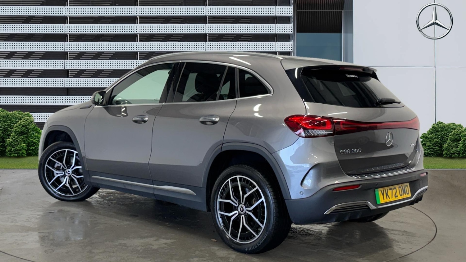 Used Mercedes-Benz EQA 2022 for sale - 77323437: Photo 2