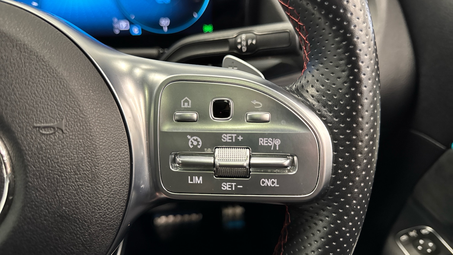 Used Mercedes-Benz EQA 2022 for sale - 77323437: Photo 32