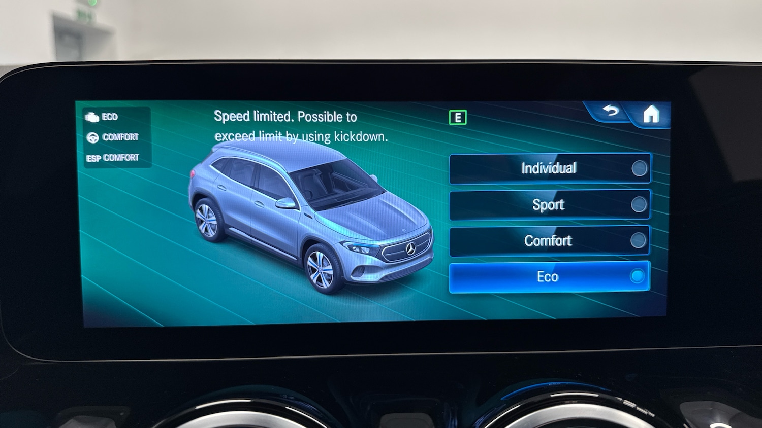 Used Mercedes-Benz EQA 2022 for sale - 77323437: Photo 41