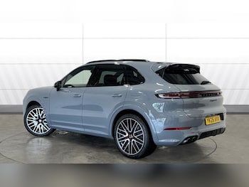 Used Porsche Cayenne 2026 for sale - 78820483: Photo