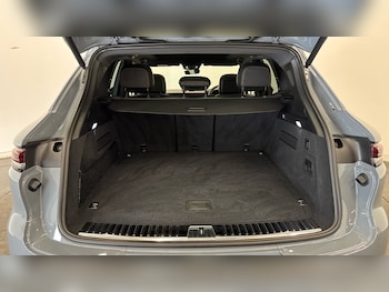 Used Porsche Cayenne 2026 for sale - 78820483: Photo