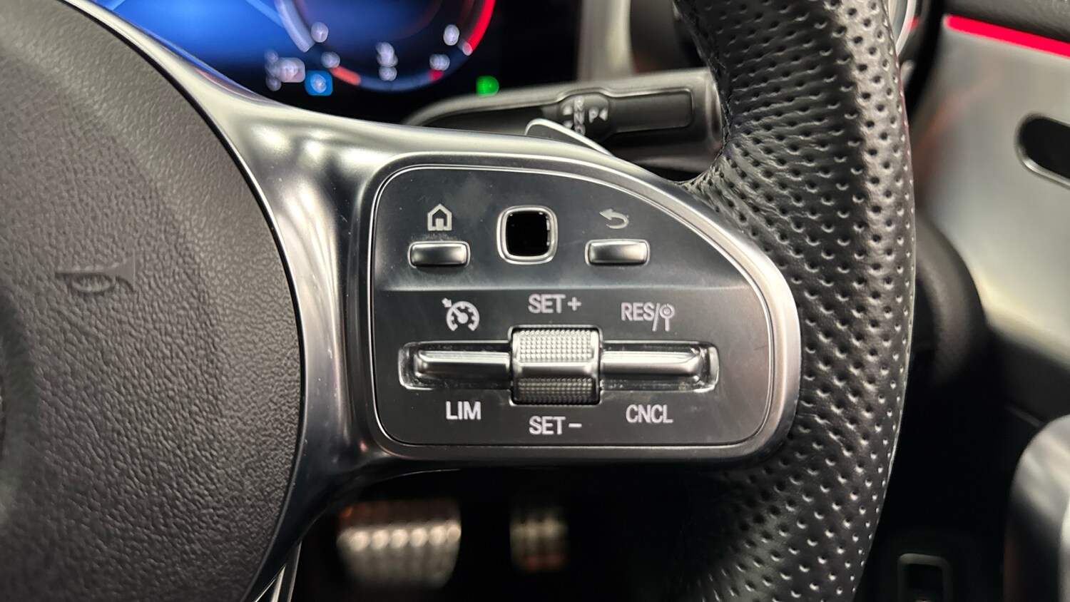 Used Mercedes-Benz CLA 2022 for sale - 77567590: Photo 29