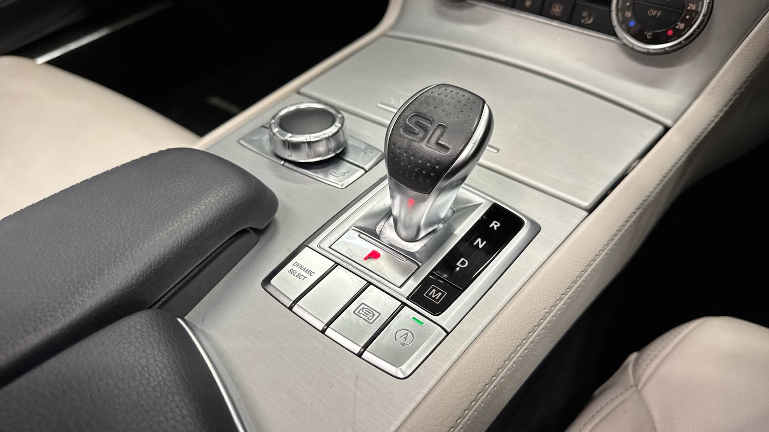 Used Mercedes-Benz SL 2016 for sale - 77283645: Photo 13