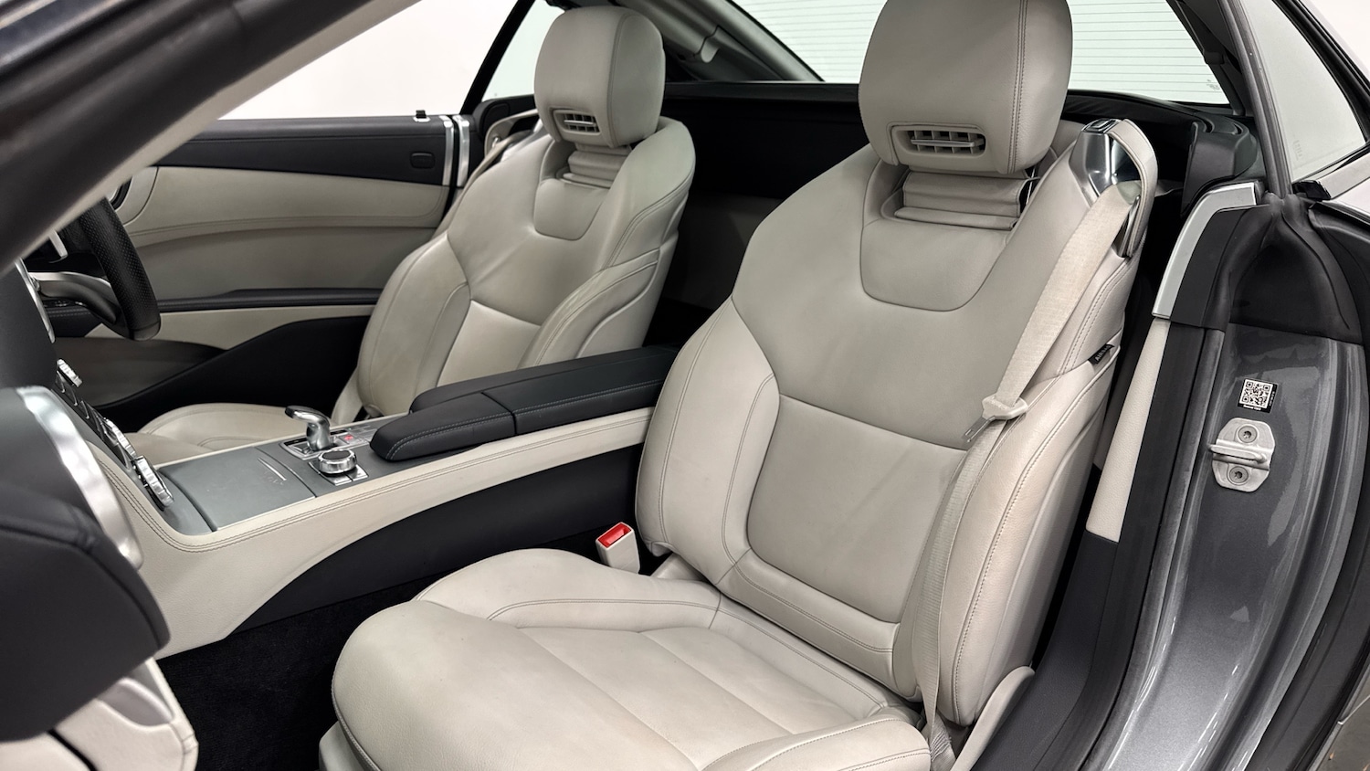 Used Mercedes-Benz SL 2016 for sale - 77283645: Photo 15