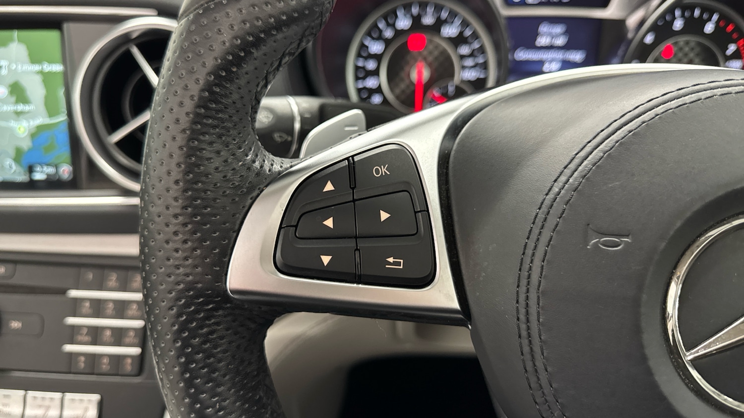 Used Mercedes-Benz SL 2016 for sale - 77283645: Photo 29