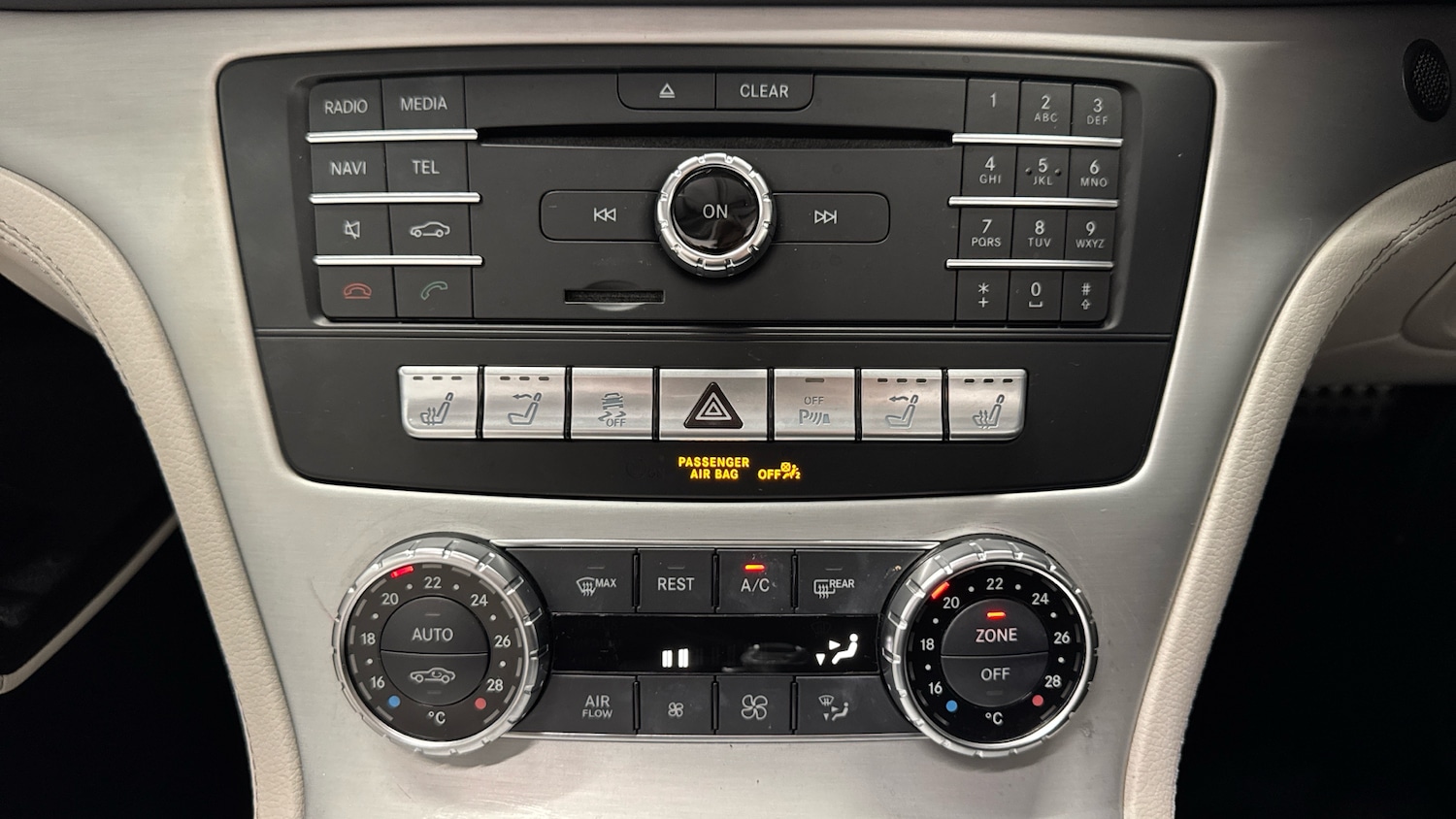 Used Mercedes-Benz SL 2016 for sale - 77283645: Photo 32