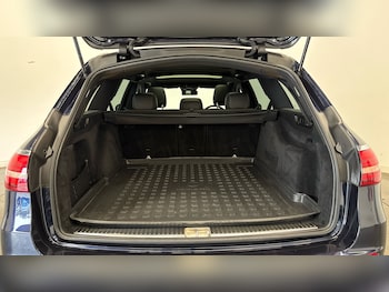Used Mercedes-Benz E-Class 2022 for sale - 76219690: Photo 4