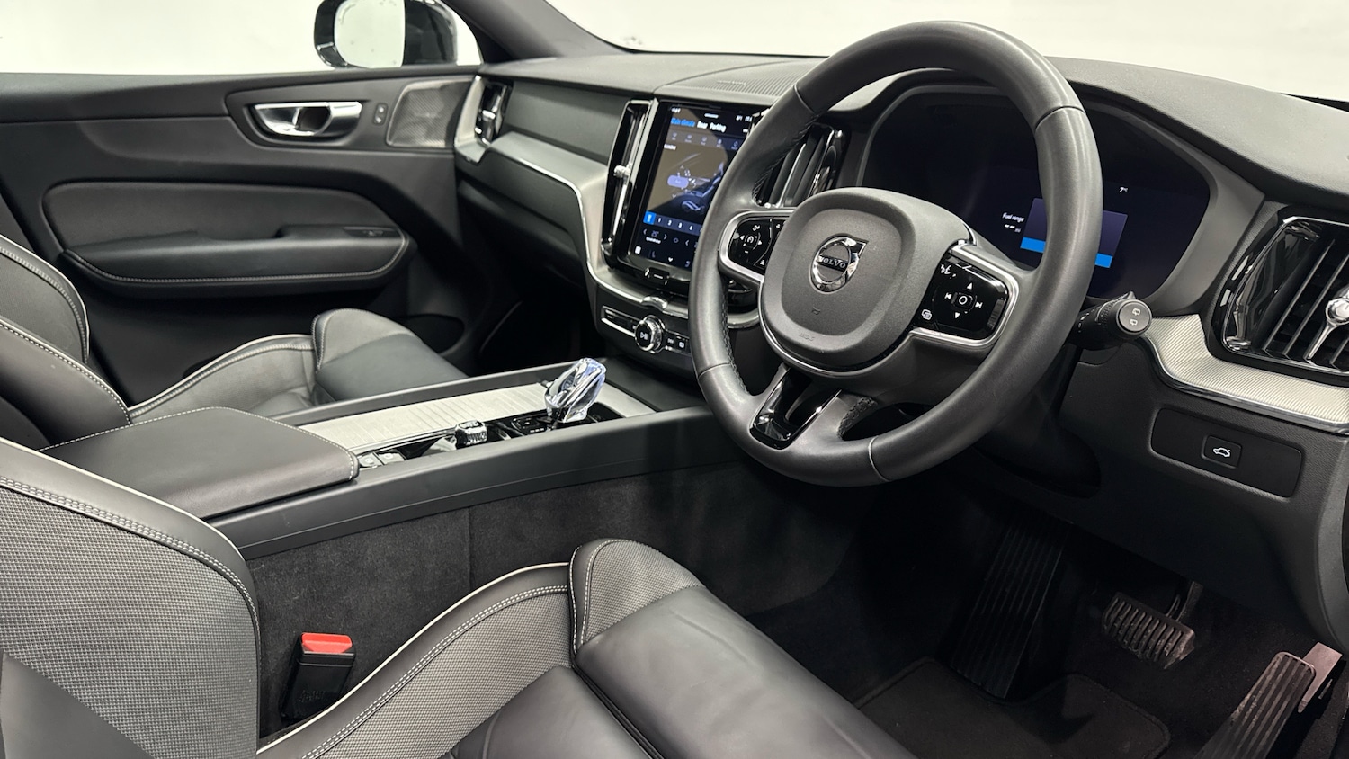 Used Volvo XC60 2024 for sale - 76821476: Photo 11