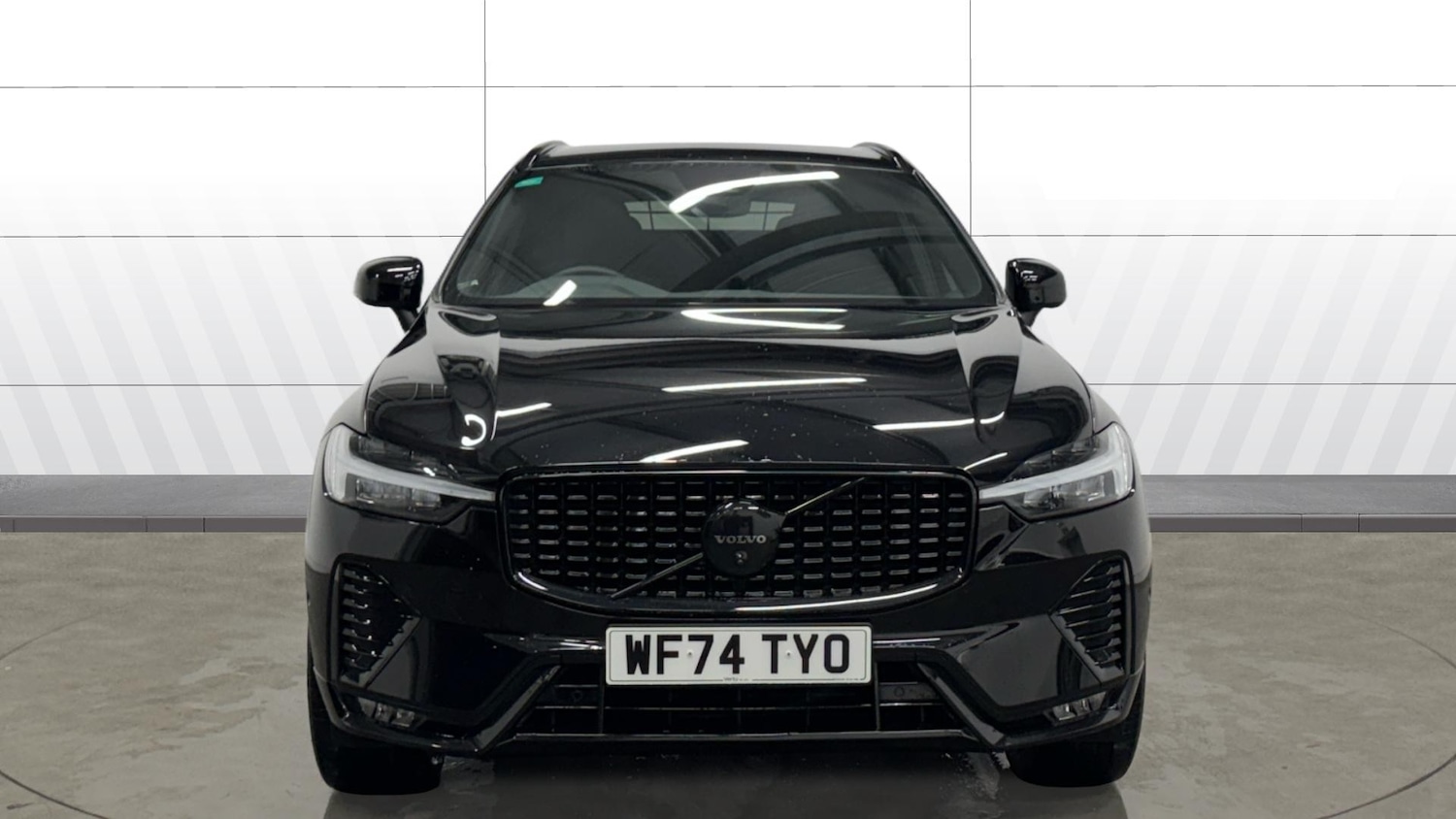 Used Volvo XC60 2024 for sale - 76821476: Photo 3