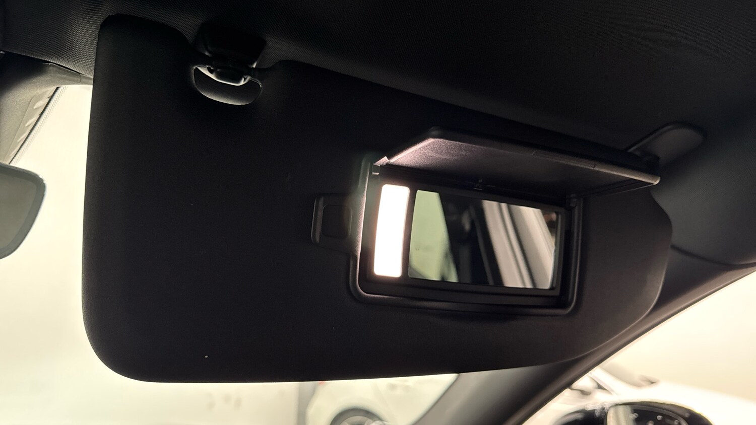 Used Volvo XC60 2024 for sale - 76821476: Photo 37