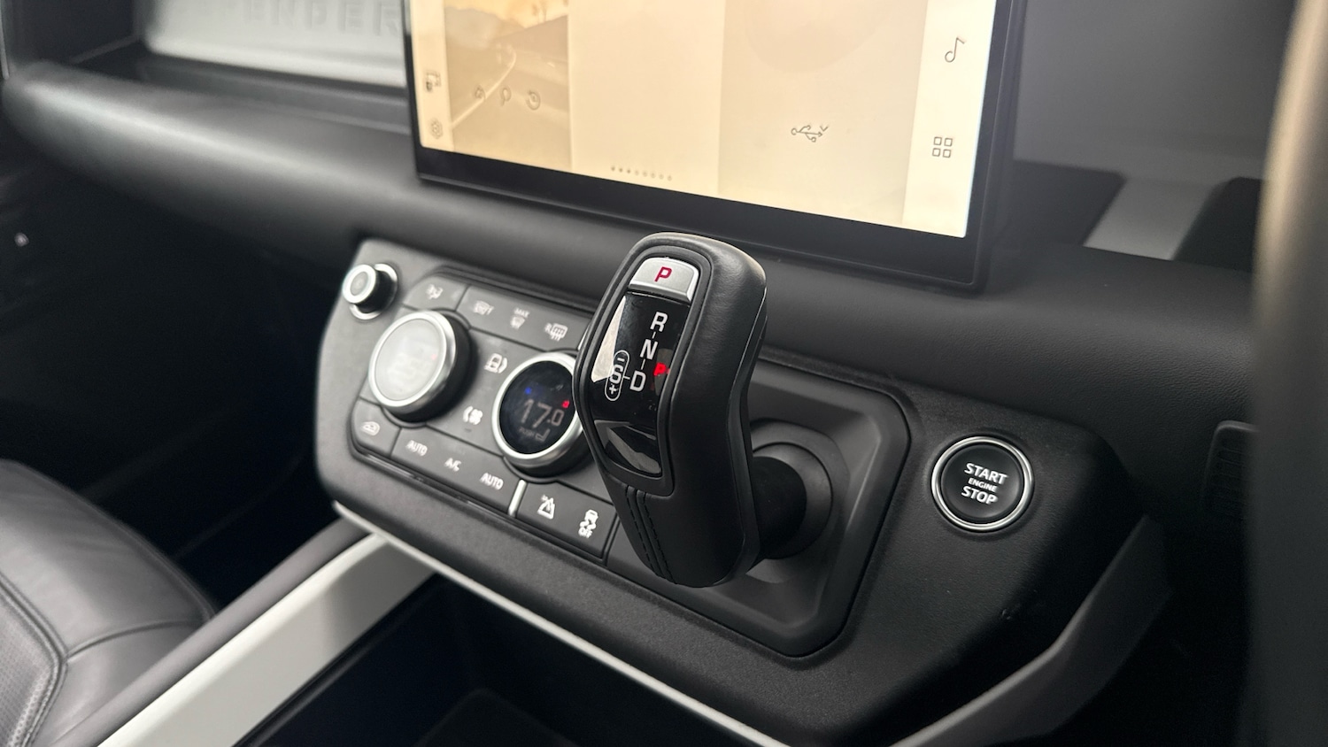 Used Land Rover Defender 2024 for sale - 77530187: Photo 13