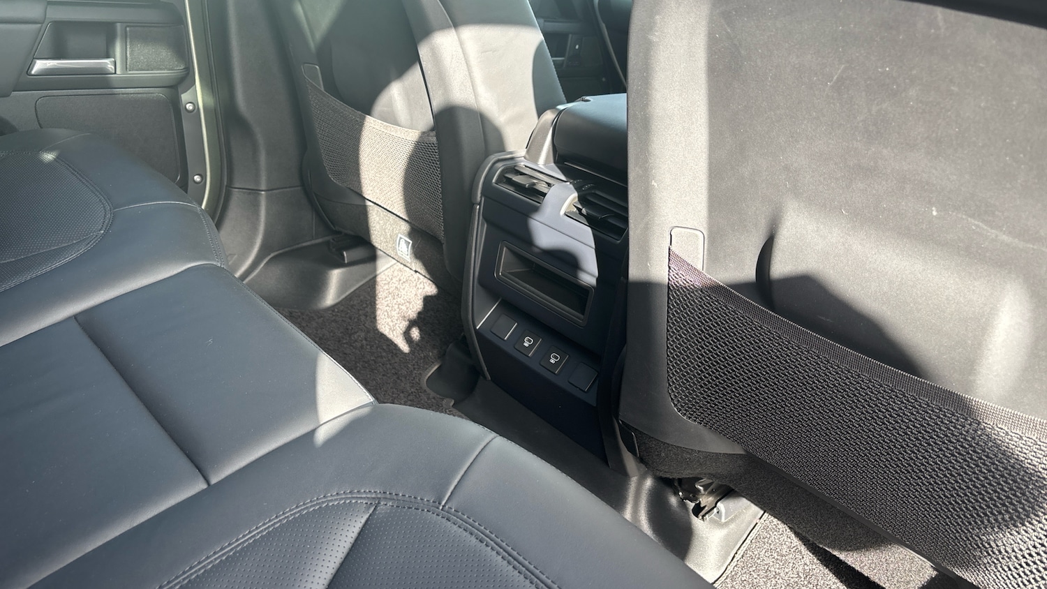 Used Land Rover Defender 2024 for sale - 77530187: Photo 18