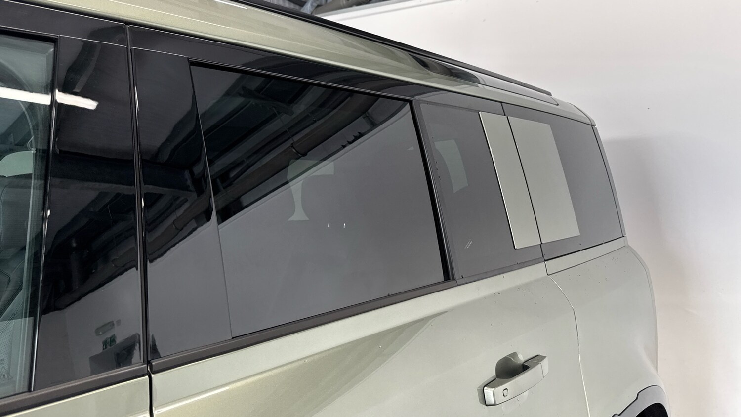 Used Land Rover Defender 2024 for sale - 77530187: Photo 44