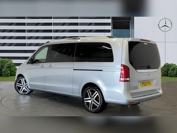Used Mercedes-Benz V-Class 2021 for sale - 78734162: Photo